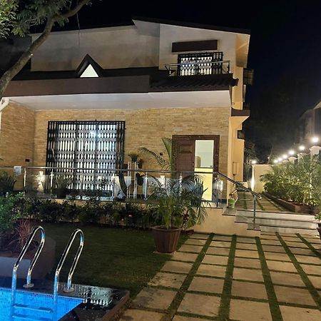 Mannat Villa With Swimming Pool And Garden Lonavala Luaran gambar