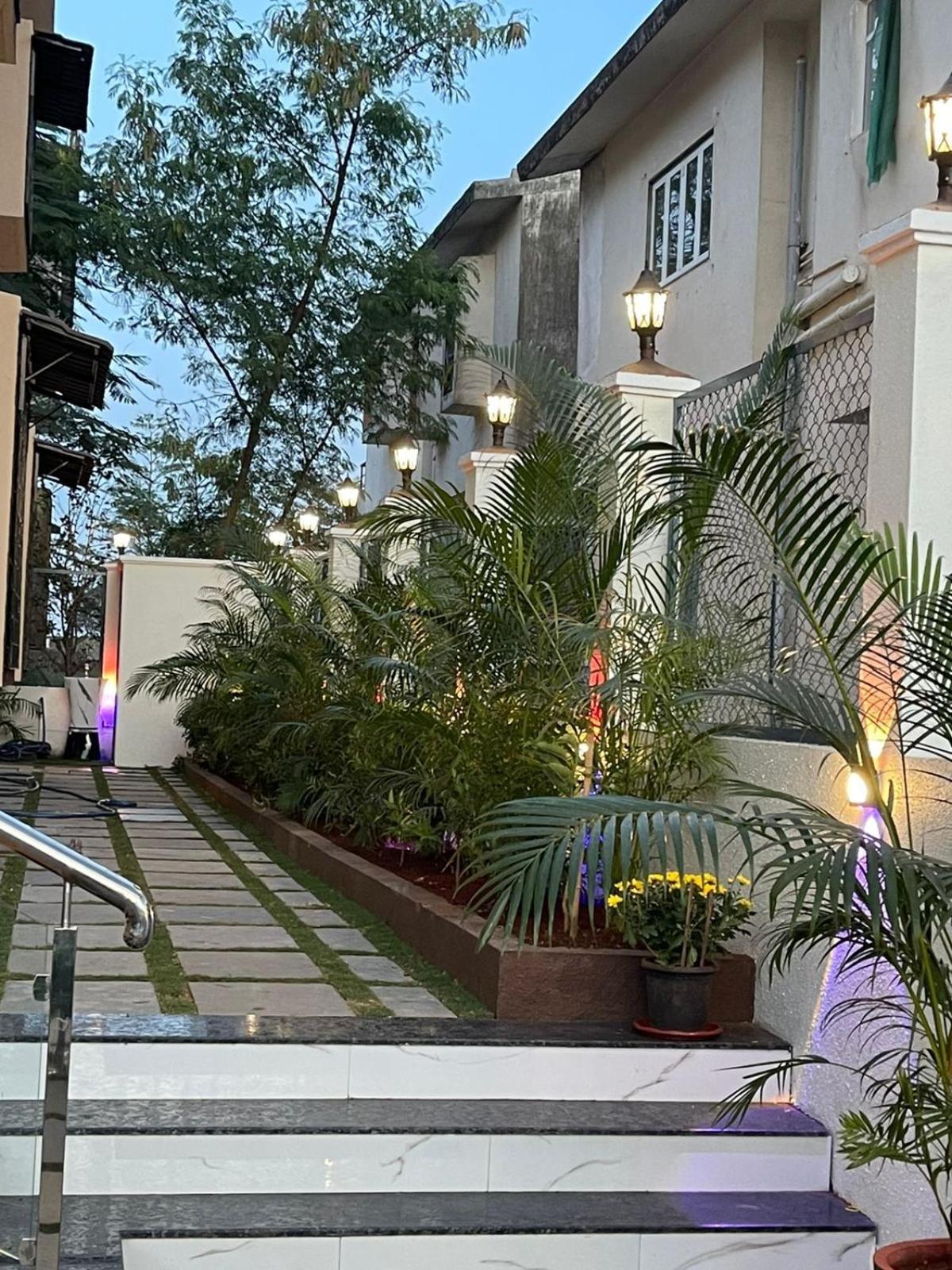 Mannat Villa With Swimming Pool And Garden Lonavala Luaran gambar